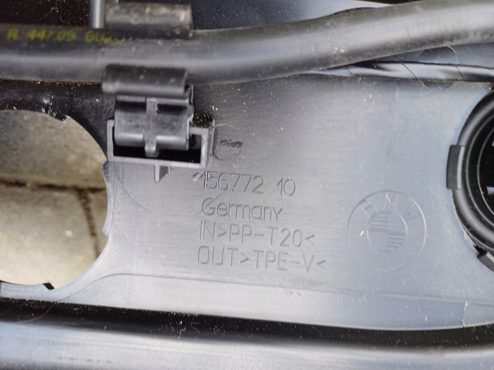 фото №10, Bmw seria 1 e87/e81 04-13 панель под лобовым стеклом 15677210