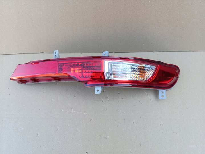 фото №1, Kia sportage iii 10-15r лампа бампера правий зад r92406-3u3 ідеальна