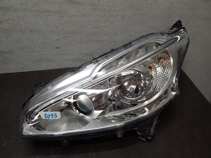 фото №1, Лампа ліва перед peugeot 208 led лінза