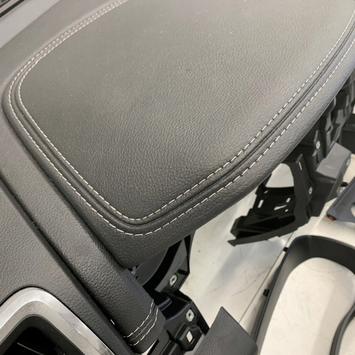 фото №9, Панель раздаточная консоль капот комплект dodge ram v 1500 laramie 21r