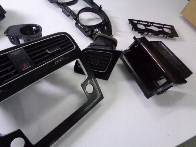 фото №7, Планки декори тримач na чашки vw golf vii hb 5 двері gti 2.0 tsi 2014-