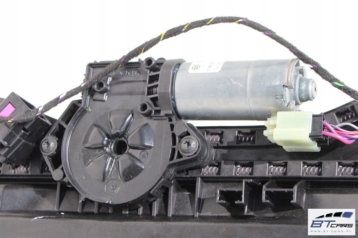 фото №13, Audi q5 крыша стеклянный солнечный панорама 80a877041 80a 877 041 люк solard