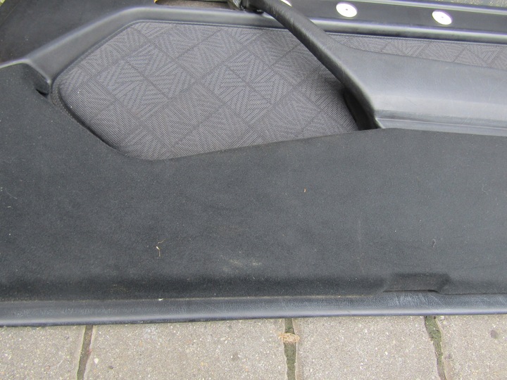 фото №8, 30 mercedes w124 правая передняя обивка дверь правый перед 93-96 e класс