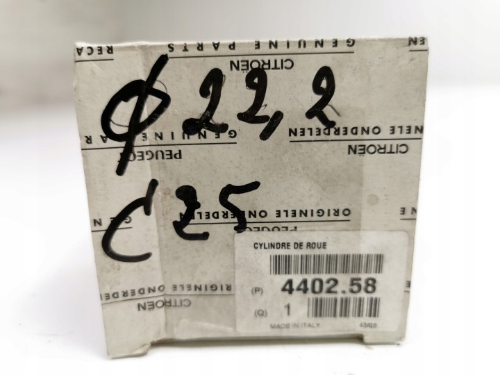 фото №9, Цилиндрик тормозной зад citroen c25 peugeot j5 oem номер 4402.58
