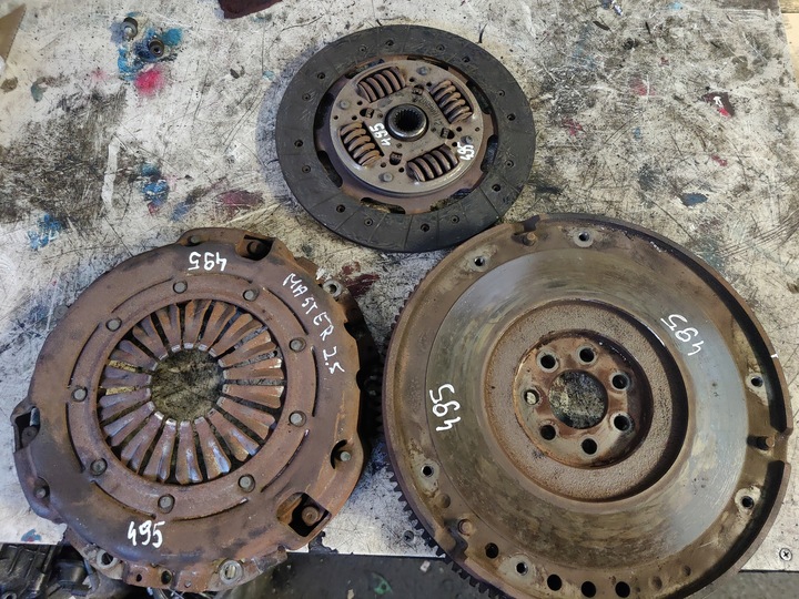 фото №1, Renault master opel movano 2.5dci колесо маховики 8200117425 сцепление
