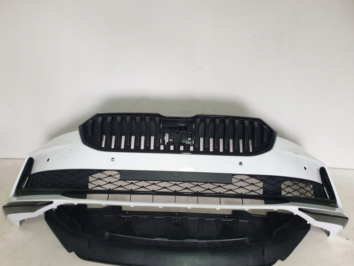 фото №7, Skoda superb iv 3p0 спортлайн 23- бампер перед 4 x pdc плита 3p0807221