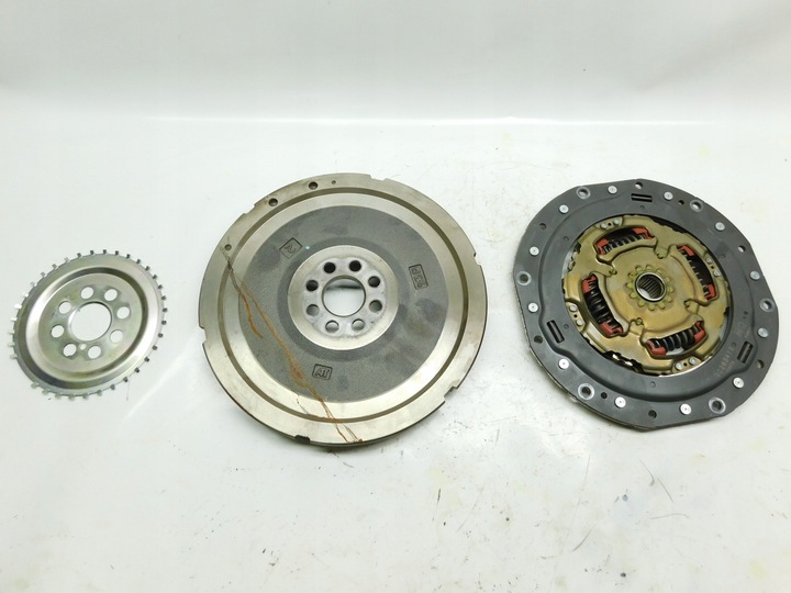 фото №1, Сцепление диск колесо маховики lexus ux es rav4 corolla e21 c-hr 2.0 гибрид