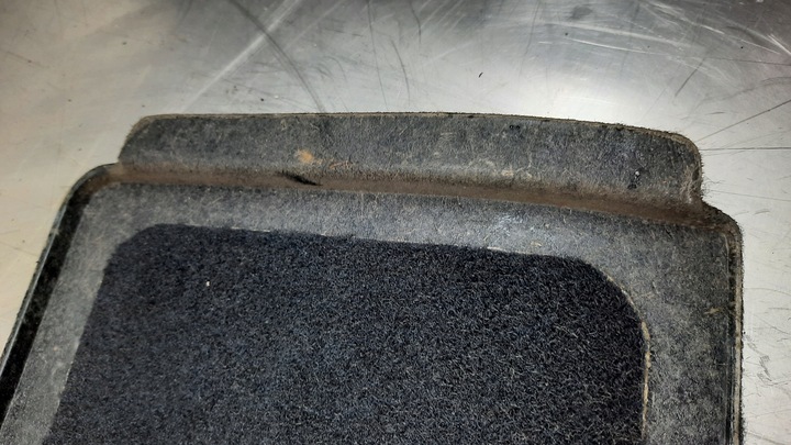 фото №4, Оббивка заглушка багажника 4a9864767 vw passat b5 99r універсал