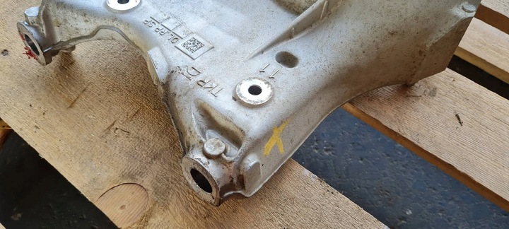 фото №14, Sq5 q5 80a кронштейн лапи візка двигуна ліва 80a399295r