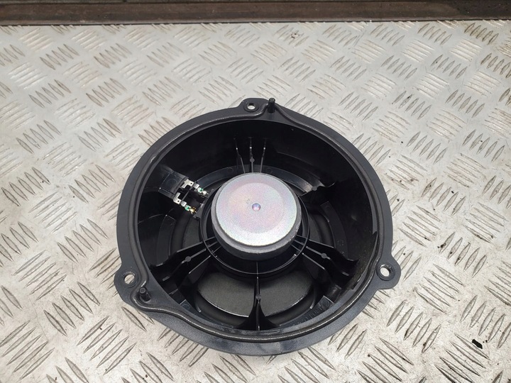 фото №5, Audi q8 2021 зад сторона правая динамик дверь задних