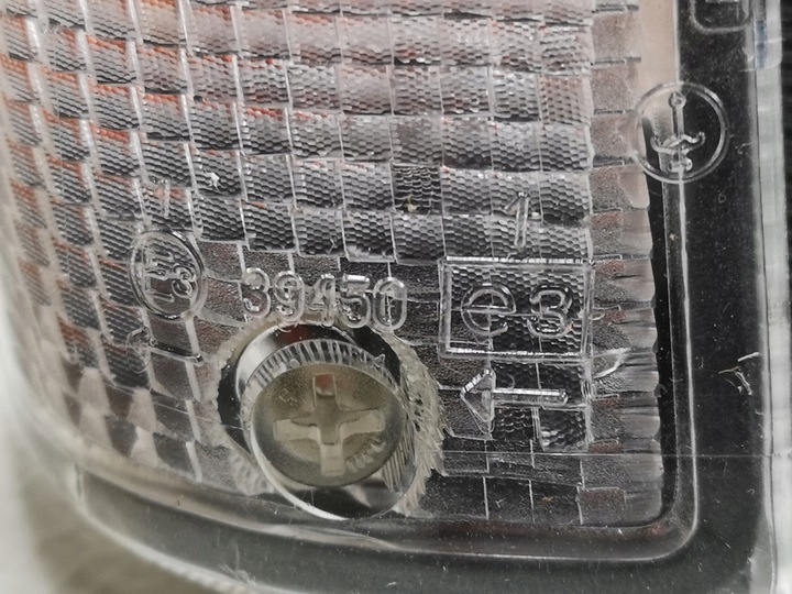 фото №11, Лампа правий перед lancia prisma 1983-1989 магніт 82410798 / lpa651