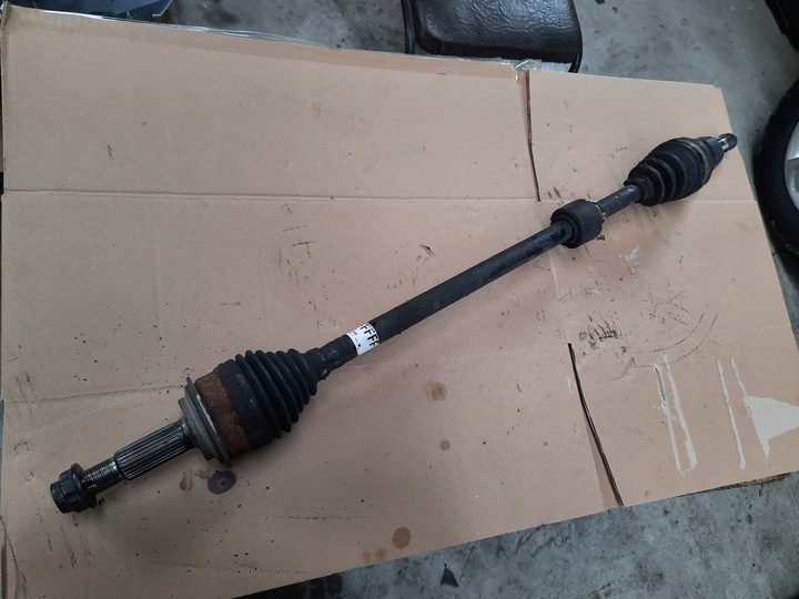 фото №1, Yaris iii 1.3vvti піввісь права шарнір