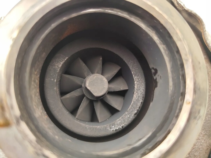 фото №13, Audi a6 турбіна 2.0 tdi дизель 140kw 190 hp 04l253124 2015 салон 13-18