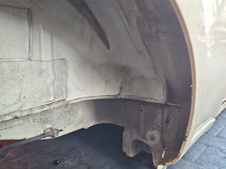 фото №10, Крило зад праве mercedes vito w447 14- кремовий 639/2 чверть