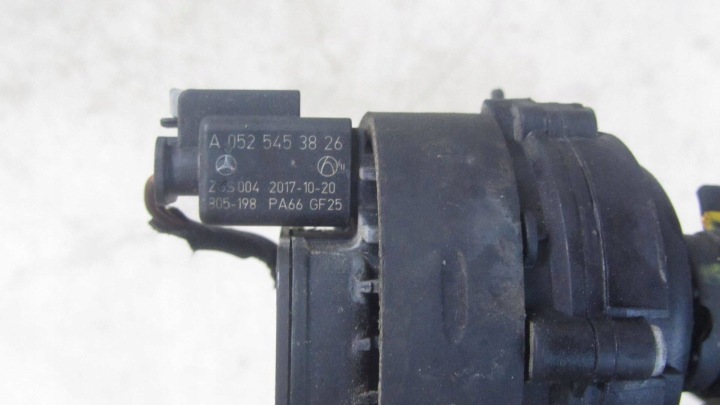 фото №5, Mercedes cla w117 1.6 помпа циркуляции основний  a2465010020