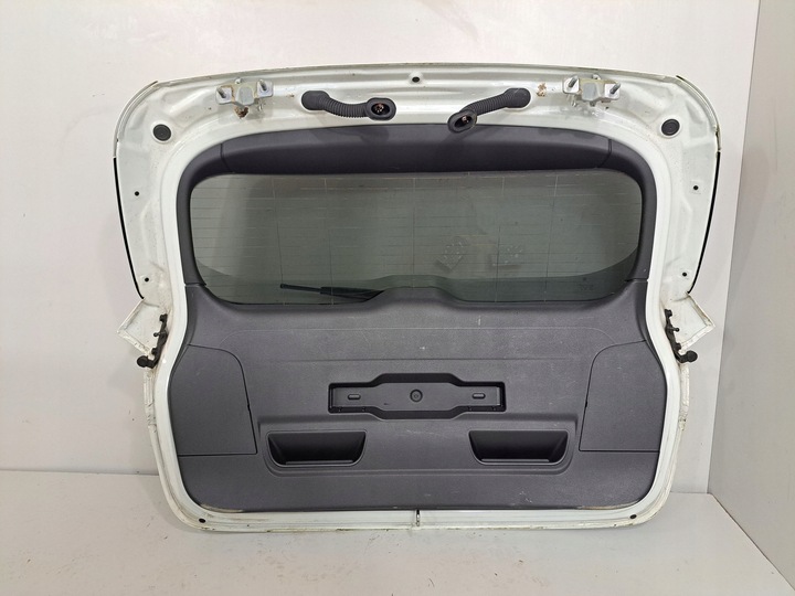 фото №16, Bmw 2 f46 2014 кришка багажника