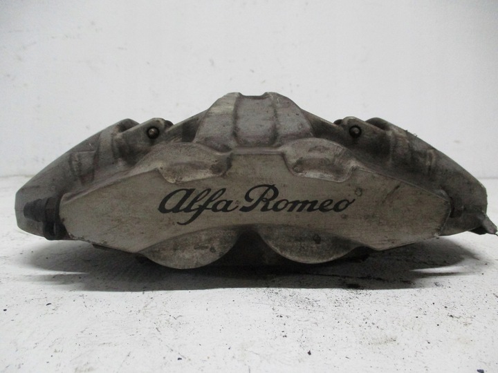 фото №6, Суппорт зажимы alfa romeo stelvio 2,0i 17r перед переднее