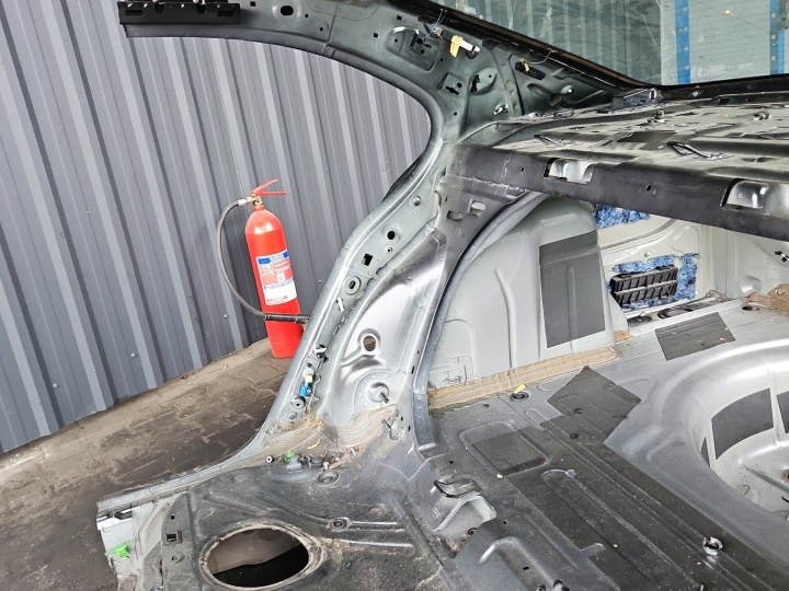 фото №11, Крило зад праве чверть vw jetta vi l041 sedan