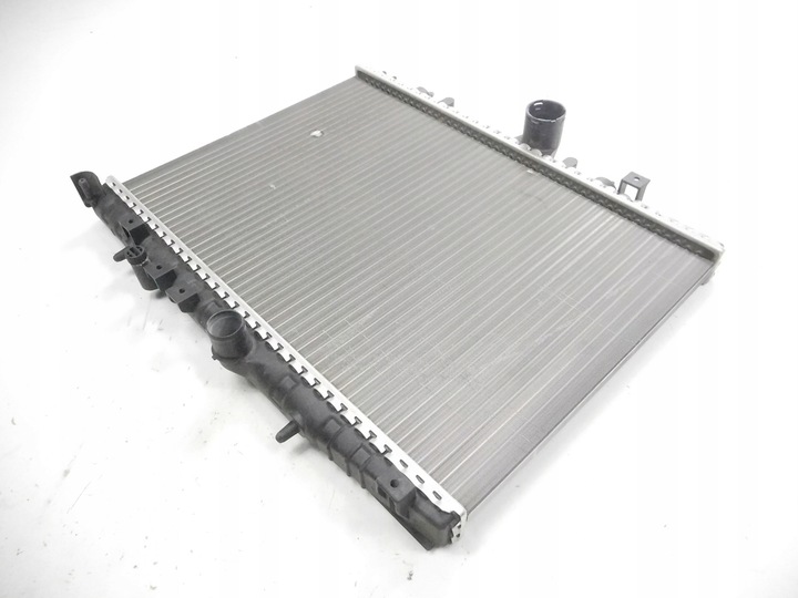 фото №7, Радиаторов воды peugeot 406 оригинальный номер 1330.68