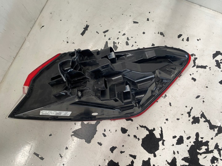 фото №13, Audi q4 e-tron лампа левый зад 89a945069