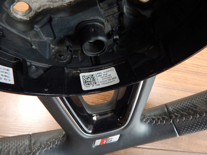 фото №12, Кермо audi a3 рестайлінг q2 8v s-line оригінал 8v0419091cj
