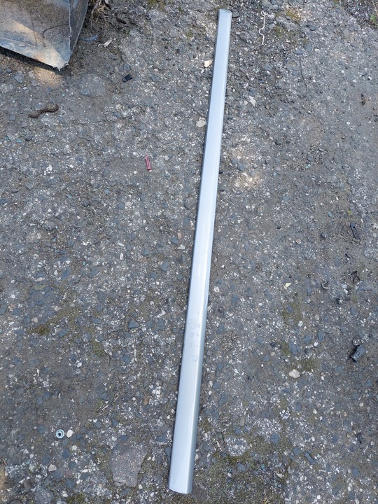 фото №1, Audi a4 b6 планка дверь левая перед средняя