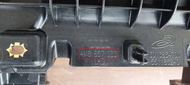 фото №9, Audi q7 4m 2021 панелі розподільчі, консоль