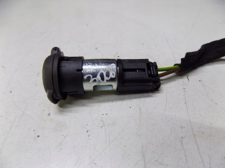 фото №16, Peugeot 3008 1.6 09-12 гнездо прикуривателя 12v