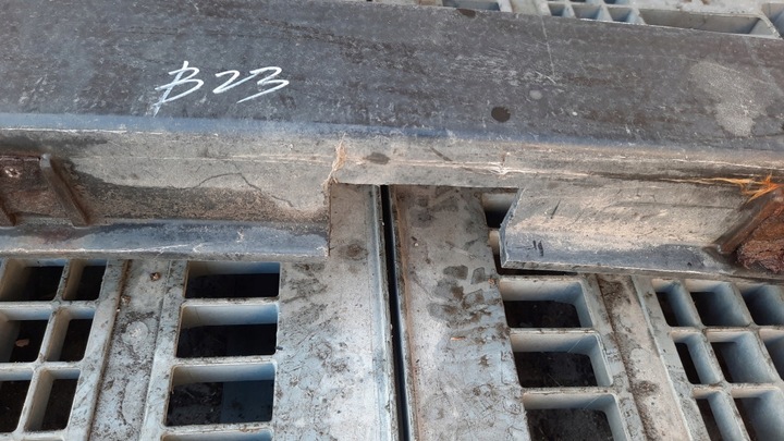 фото №6, Балка бампера зад kia carnival 2.9d 02r