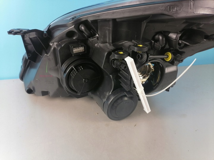 фото №7, Лампа правая перед opel vectra c рестайлинг signum рестайлинг