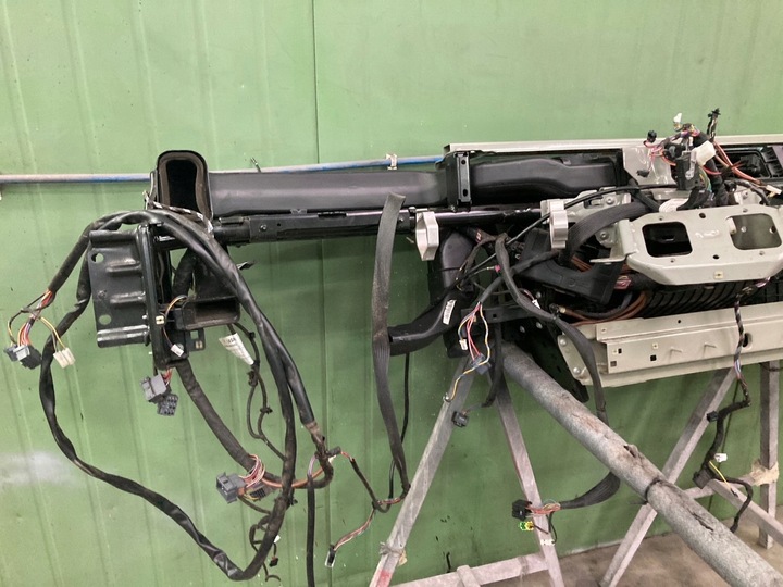 фото №7, Mercedes actros mp4 панель консоль капот широкая кабина