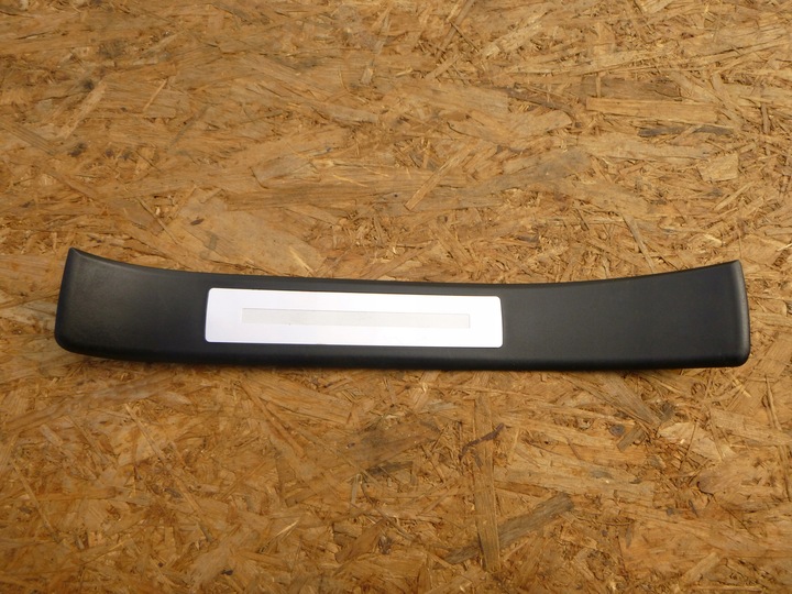 фото №1, Audi a4 b6 планка накладка пороговая порог левый зад