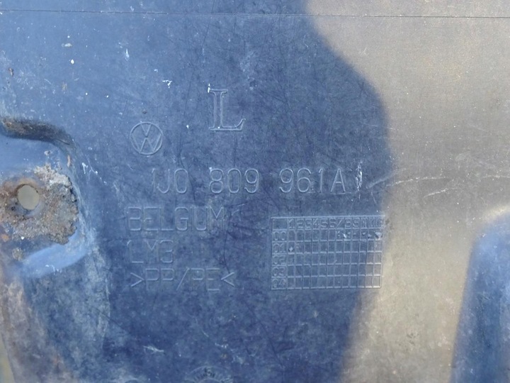 фото №3, Golf iv r32 01-04 подкрылок левая перед передние 1j0809961a