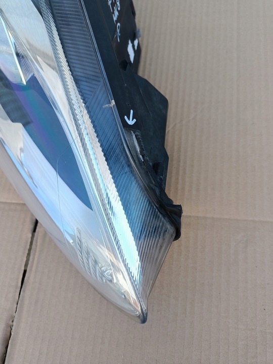 фото №9, Лампи фари лівий правий ford fiesta mk8