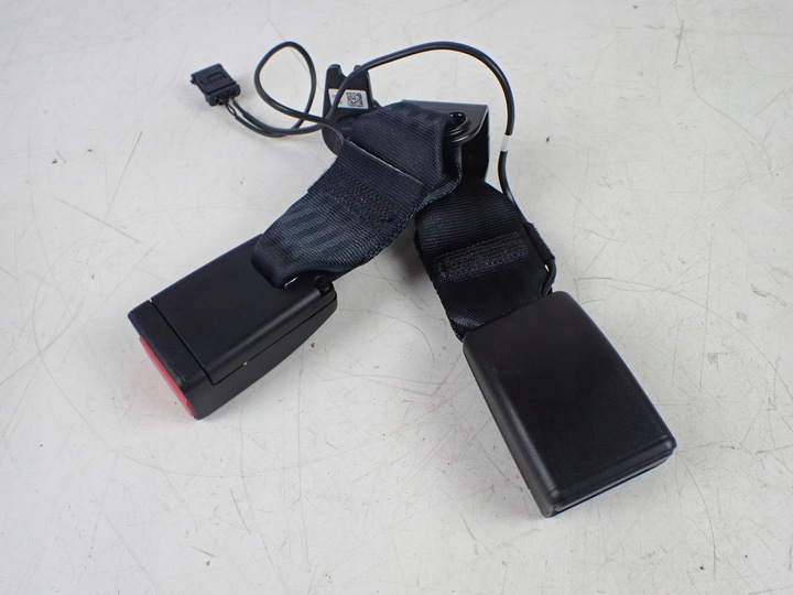 фото №1, Opel crossland застібка ременя зад 39172069