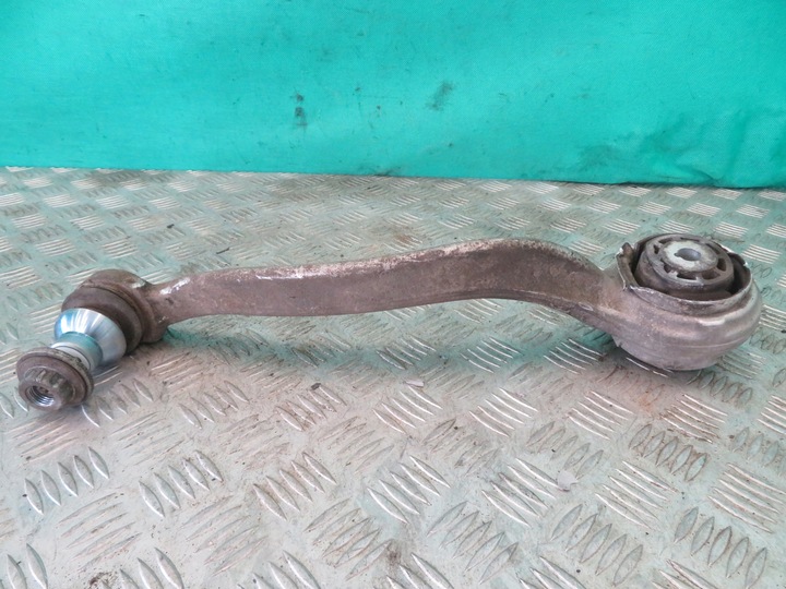 фото №1, Важіль праві перед mercedes w205 amg купе c клас 17r