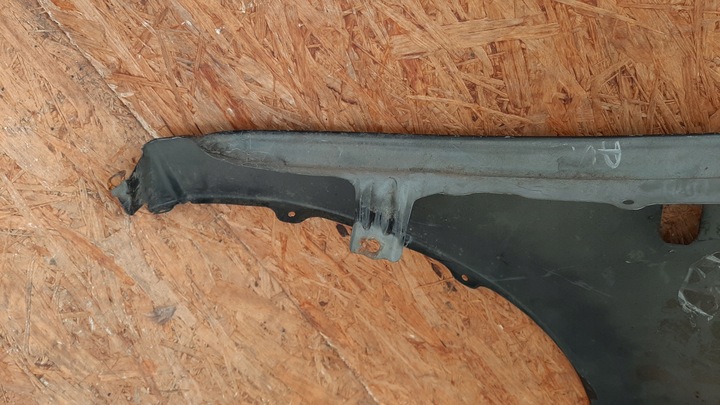 фото №11, Крило лівий перед toyota avensis t25 03-