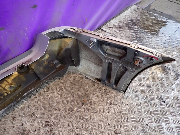 фото №8, Ford focus mk1 i 98-05 універсал бампер зад задній 08