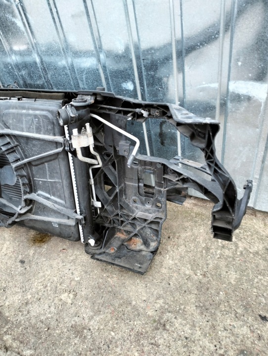 фото №16, Передня панель hyundai i30 i роки 2007-2010 1.6 16v бензин g4fc механічна коробка передач
