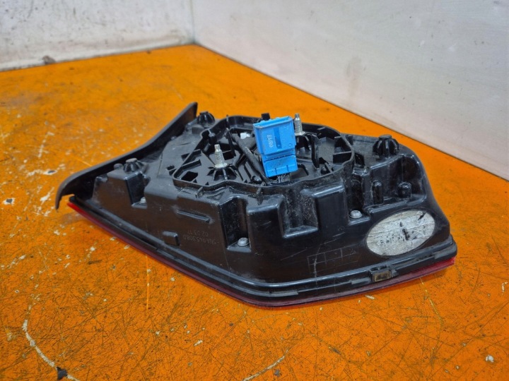 фото №10, Volkswagen tiguan ii 16-20 фара зад правая внутренняя задняя 5na945308d
