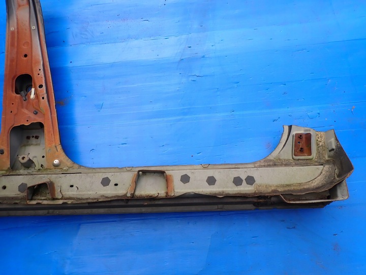 фото №12, Avensis t27 09-15 універсал поріг лівий