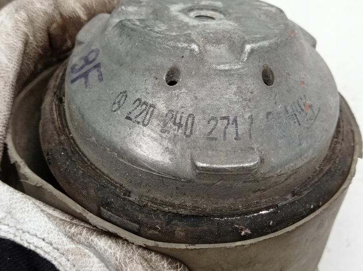 фото №8, Лапи подушка двигуна mercedes sl230 r230 amg w166