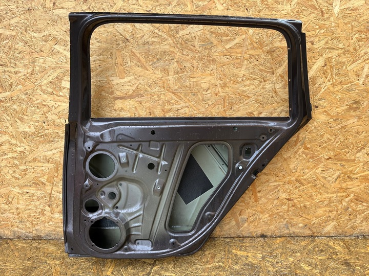 фото №16, Дверь задние зад правые skoda octavia iii 3 универсал