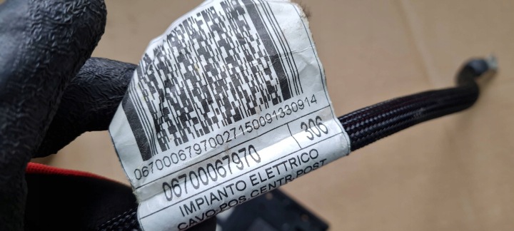 фото №11, Maserati quattroporte vi коробка предохранитель корпус 06700067970