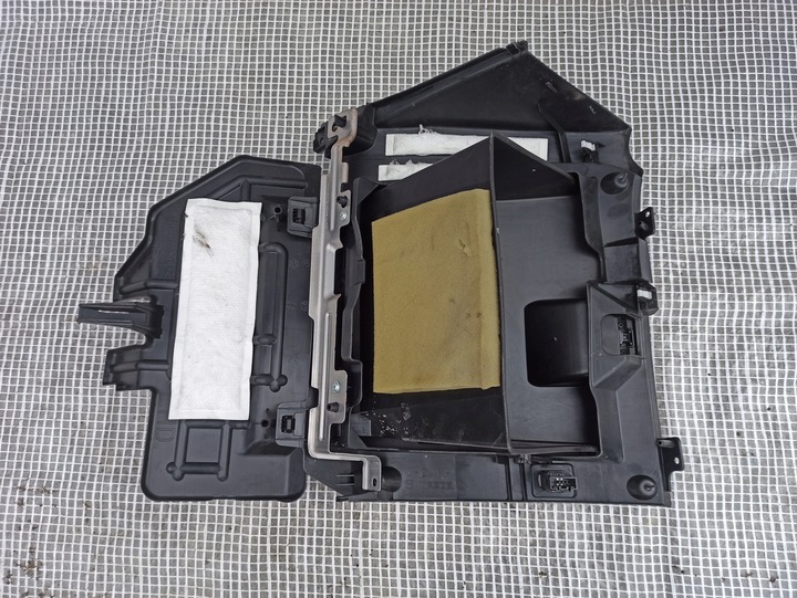 фото №5, Mazda cx-3 бардачок пассажира европа db2h-64261