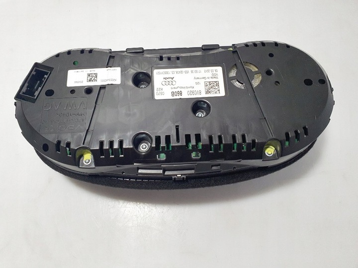 фото №10, Audi a3 8v 2013r tdi 8v0920860b спидометр манометр европа супер состояние