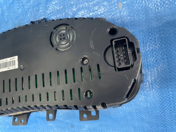 фото №13, Панель приладів vdo v2823466 skoda fabia ii roomster 5j0920801 європа
