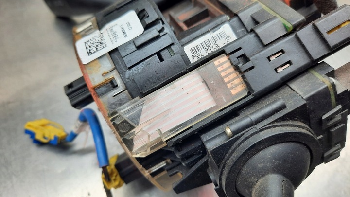 фото №12, Перемикач комбінований 8e0953549f audi a4 b6 00-05r