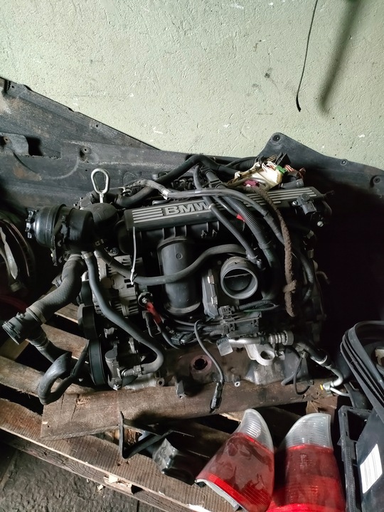 фото №9, Bmw e90 e92 e93 двигатель стойка n53 3.0i 2.8i 2.5i xd 176ty n53b30