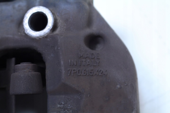 фото №3, Супорт гальмівний правий зад vw touareg 7p5 13r.